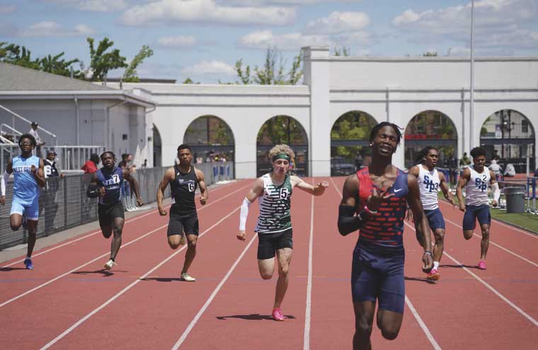 East Orange Campus HS sprinter Jordaine Johnson blazes to victories at Super Essex Conference meet dlvr.it/T6yxHW