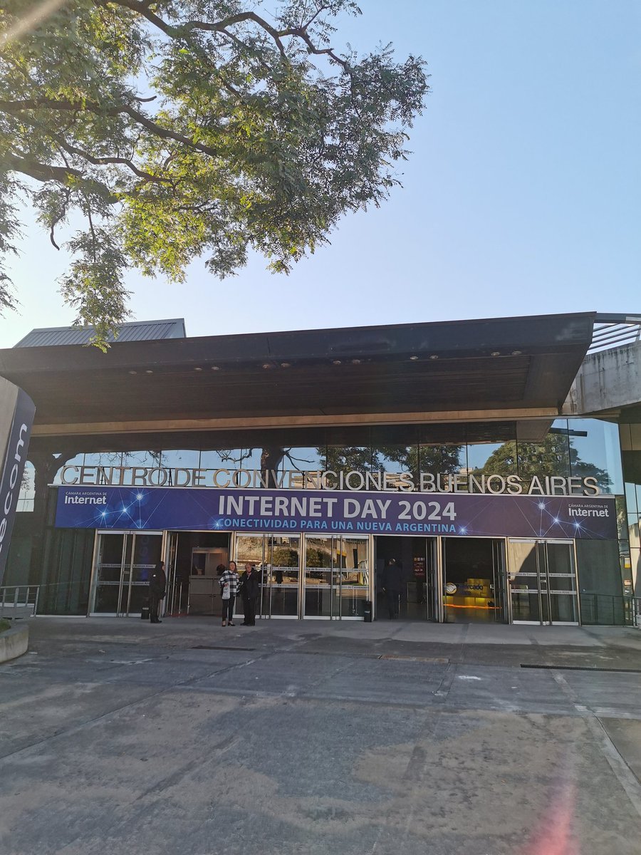 acatalano's tweet image. Estamos en el #internetday de @CabaseAr Ampliaremos