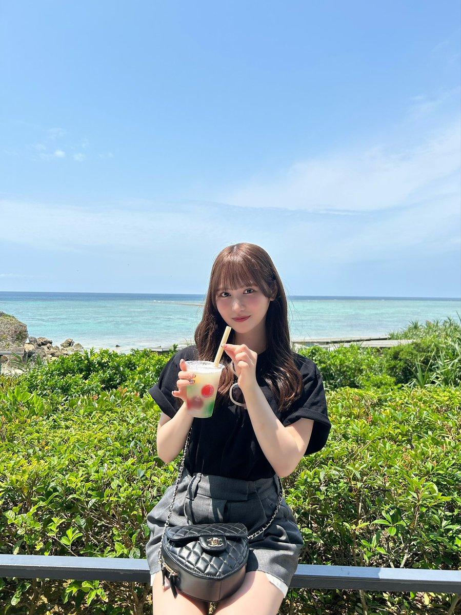 この前お休みの日に沖縄いった時の写真🏖️
明日は金曜日だー！頑張ろう🥺
おやすみなさい🤍