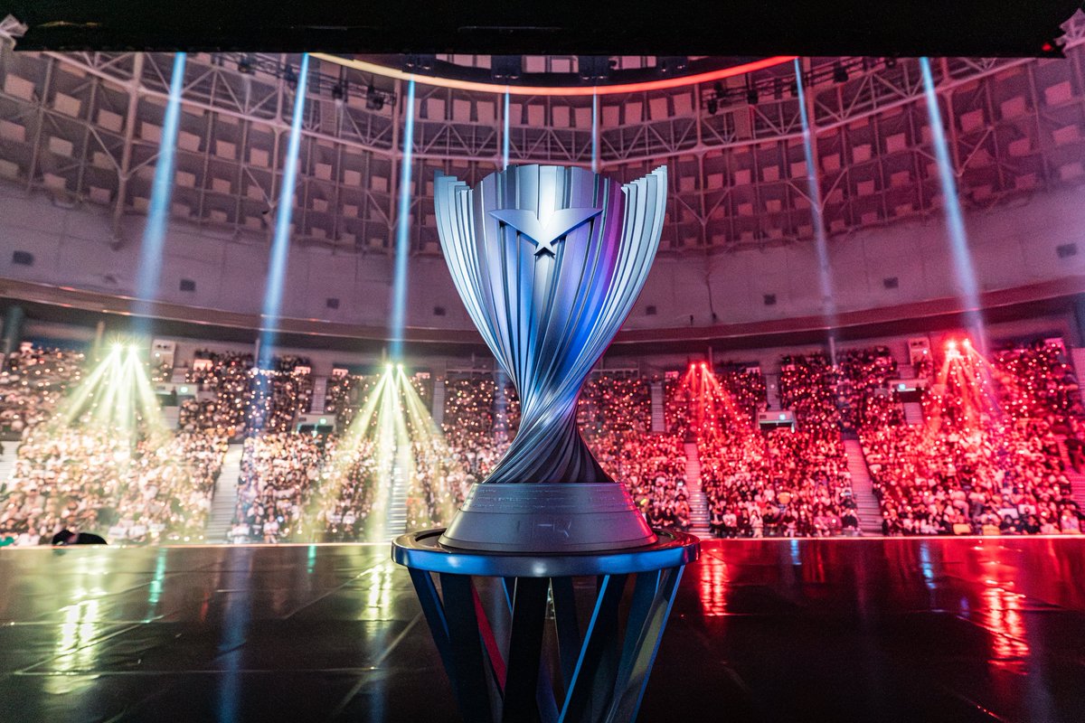 Congratulations to the @LCK: With @GenG's qualification for the #MSI2024 Final, the #LCK has secured a 4th slot at #Worlds2024!