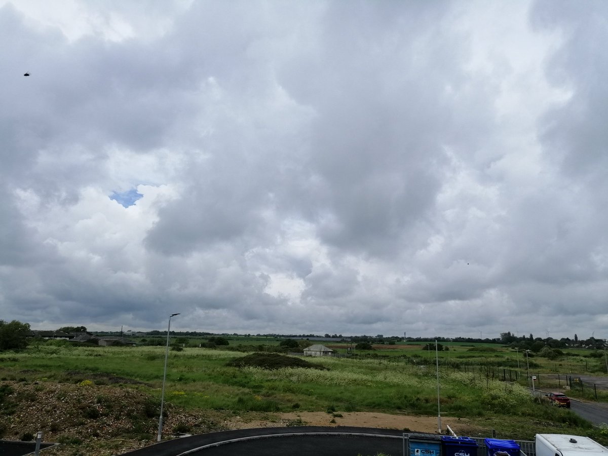 COSCTGroup's tweet image. We're at Sunspot Jaywick (Helen, Jane and Simon) and the kettle's on. Come say hi