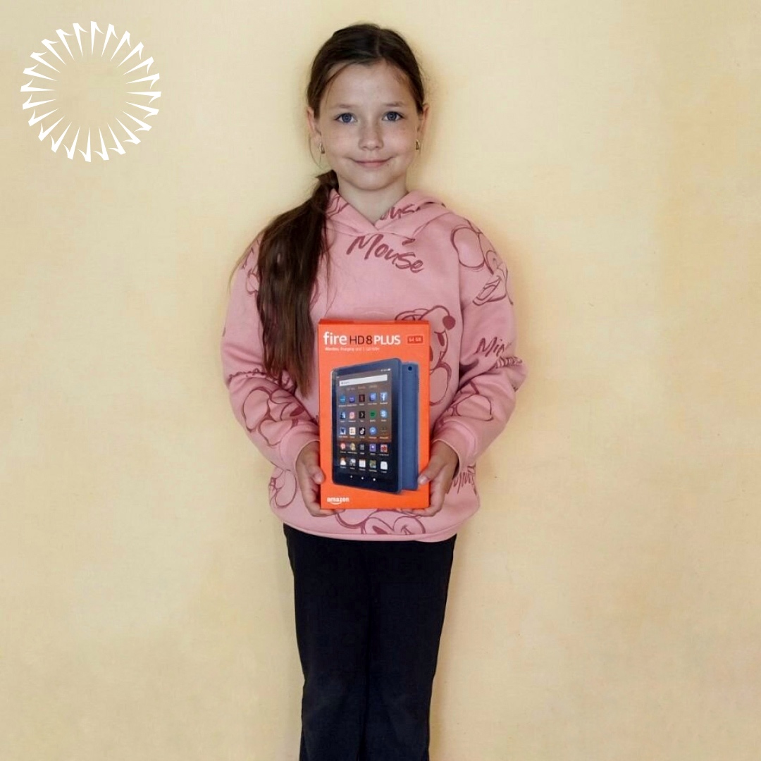 Olena Zelenska Foundation (@zelenska_fnd) on Twitter photo We are grateful to our partners at <a href="/awscloud/">Amazon Web Services</a> for all the opportunities provided for children. The company has donated almost 5000 digital devices to <a href="/Zelenska_FND/">Olena Zelenska Foundation</a> 🙌🏻
As of today, about 3500 tablets have already been distributed to schoolchildren from 10 Ukraine regions 🇺🇦 We are grateful to our partners at <a href="/awscloud/">Amazon Web Services</a> for all the opportunities provided for children. The company has donated almost 5000 digital devices to <a href="/Zelenska_FND/">Olena Zelenska Foundation</a> 🙌🏻
As of today, about 3500 tablets have already been distributed to schoolchildren from 10 Ukraine regions 🇺🇦