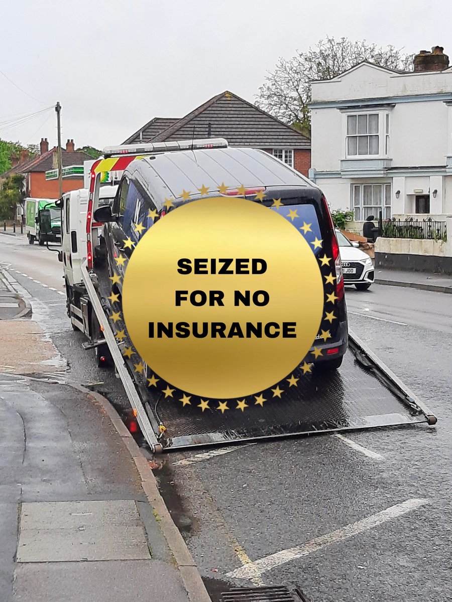 5 vehicles taken off the road today by E Shift for either no tax / no insurance. Tickets handed out for no MOT also. #YourResponsibility #NotInOurTown