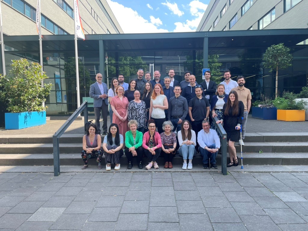 The Augmented Pathologist (@augpath) on Twitter photo we had a productive 2-day #workshop in #Maastricht bringing together #patient consultants, #research assistants, #study nurses, curators and PI from the 3 sites as well as the development team <a href="/aidava_project/">aidava_project</a>
#healthdata #AIDAVA #workshop #evaluation we had a productive 2-day #workshop in #Maastricht bringing together #patient consultants, #research assistants, #study nurses, curators and PI from the 3 sites as well as the development team <a href="/aidava_project/">aidava_project</a>
#healthdata #AIDAVA #workshop #evaluation