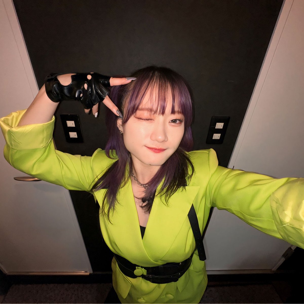 いや、ミャクミャクとその友達 どっちもわしやないかい #チームドット