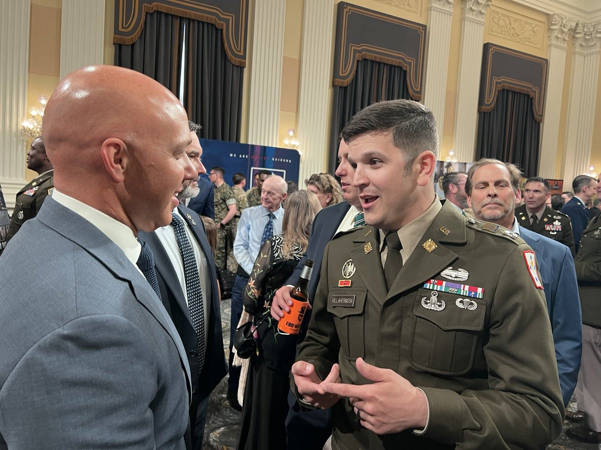 Happy Captain tweet media