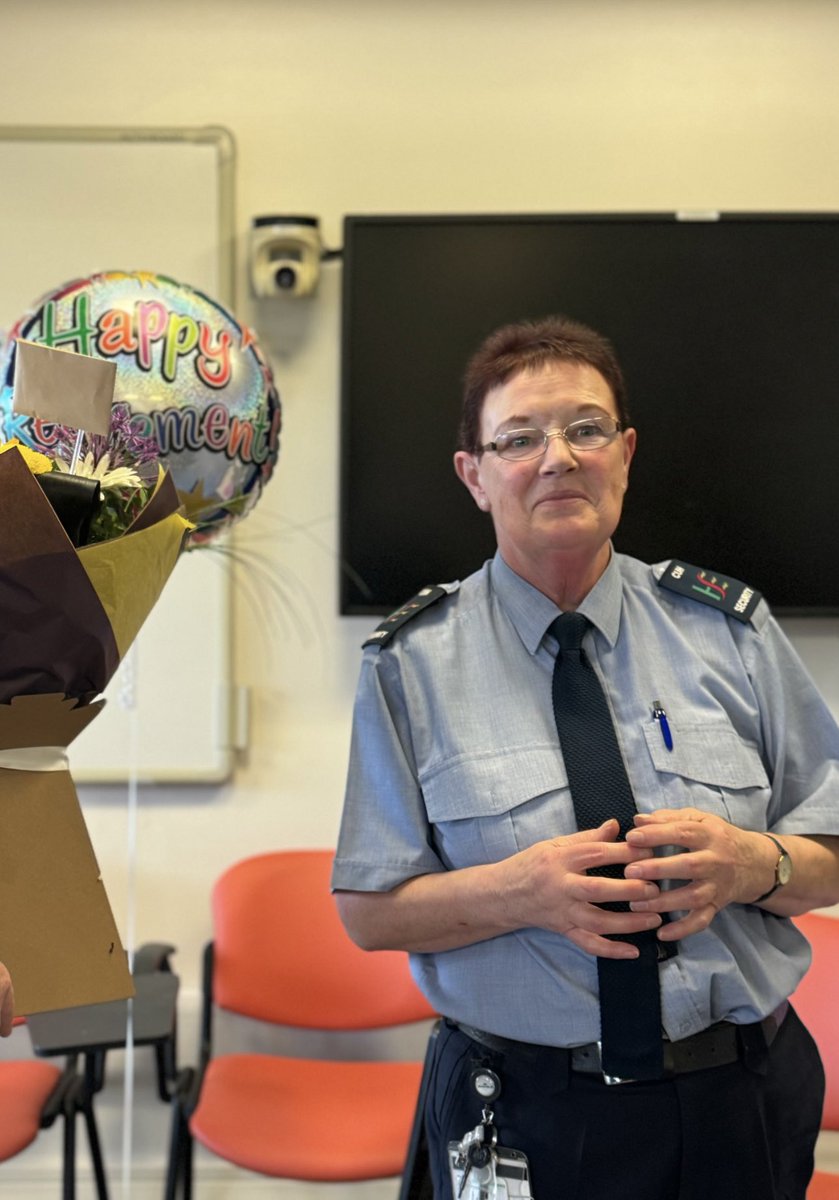 Congratulations to Noreen from Security on her retirement after 44 years of dedicated service to the health service. Noreen, your colleagues and the women and babies of CUMH will miss you dearly. Wishing you all the best in this new chapter of your life.