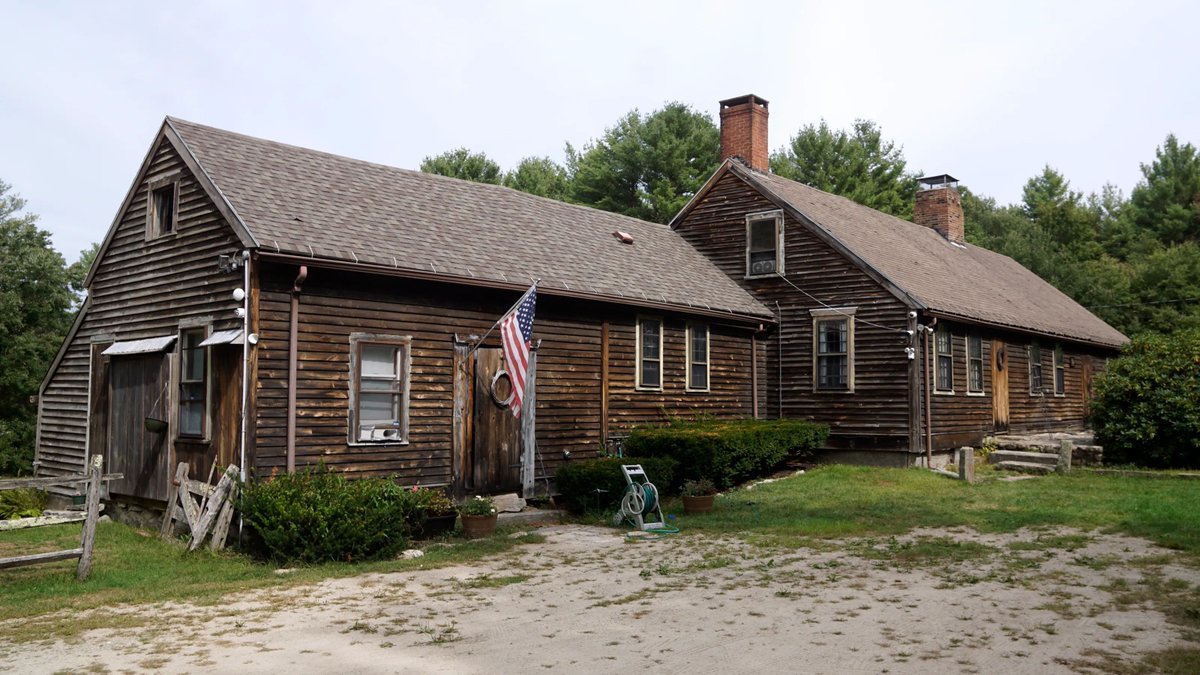 Looking for some new digs? THE WICKER WITCH author, @cherylwlow, has you covered. Check out her FIVE HORROR REAL ESTATE LISTINGS. buff.ly/3WJnddP