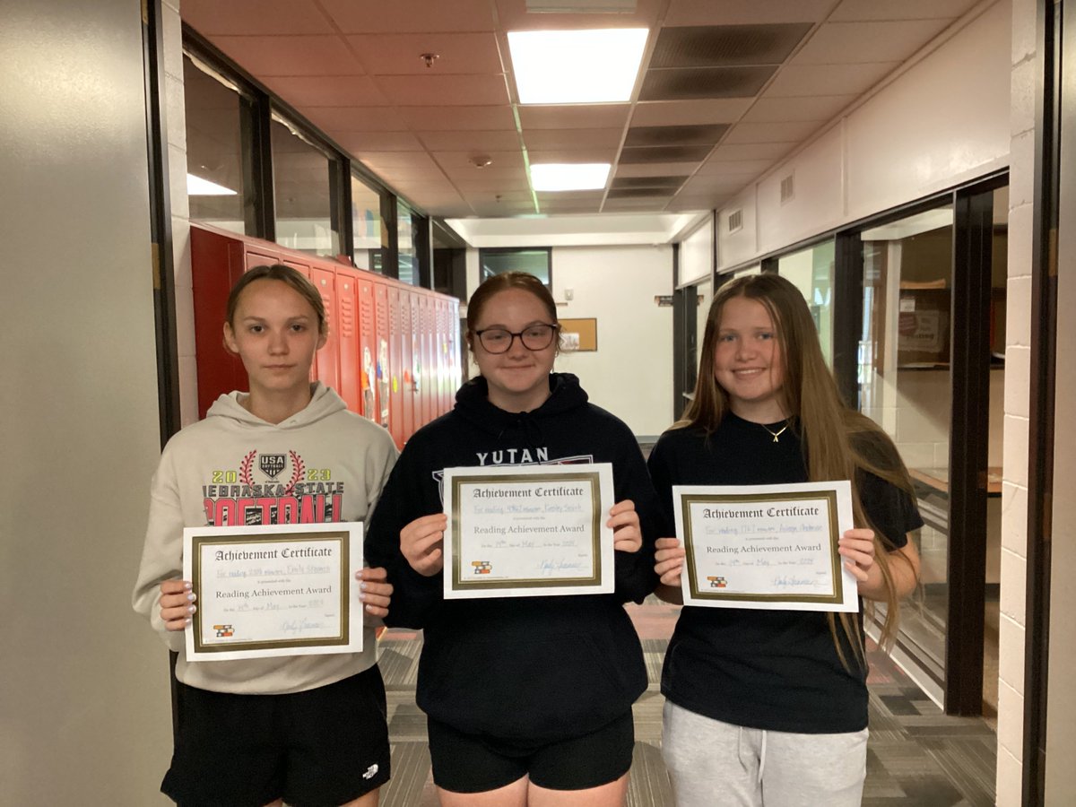 8th-Graders in JH Reading read over 13,000 minutes in the 4th quarter. They were rewarded for every 100 minutes of reading and kept a log. The top 3 students: 1st Place: 4862 minutes-Kinsley Smith 2nd Place: 2206 minutes-Emily Stevens 3rd Place: 1767 minutes-Ashtyn Anderson