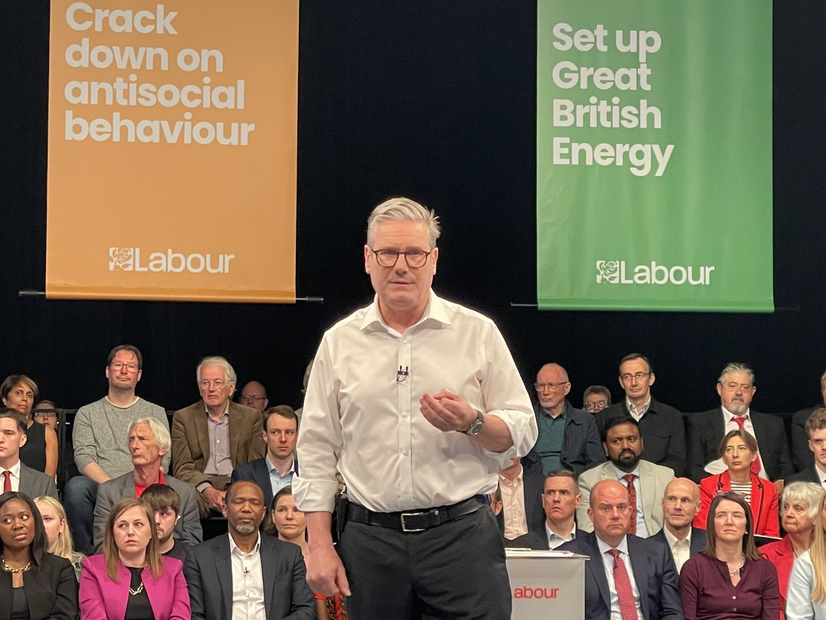 Pleased to be in #Thurrock today, listening to @Keir_Starmer and other members of the @UKLabour Shadow Cabinet outline important policies that we urgently need to implement - these plans will address so many of the points that I often hear on the doorstep from residents