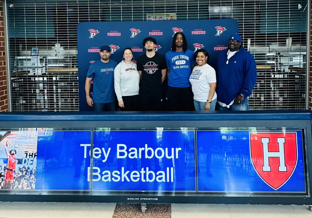 @PatriotHoops Signing Day yesterday. Congrats @TeyBarbour14 & @isaiahvick23 Go be great!