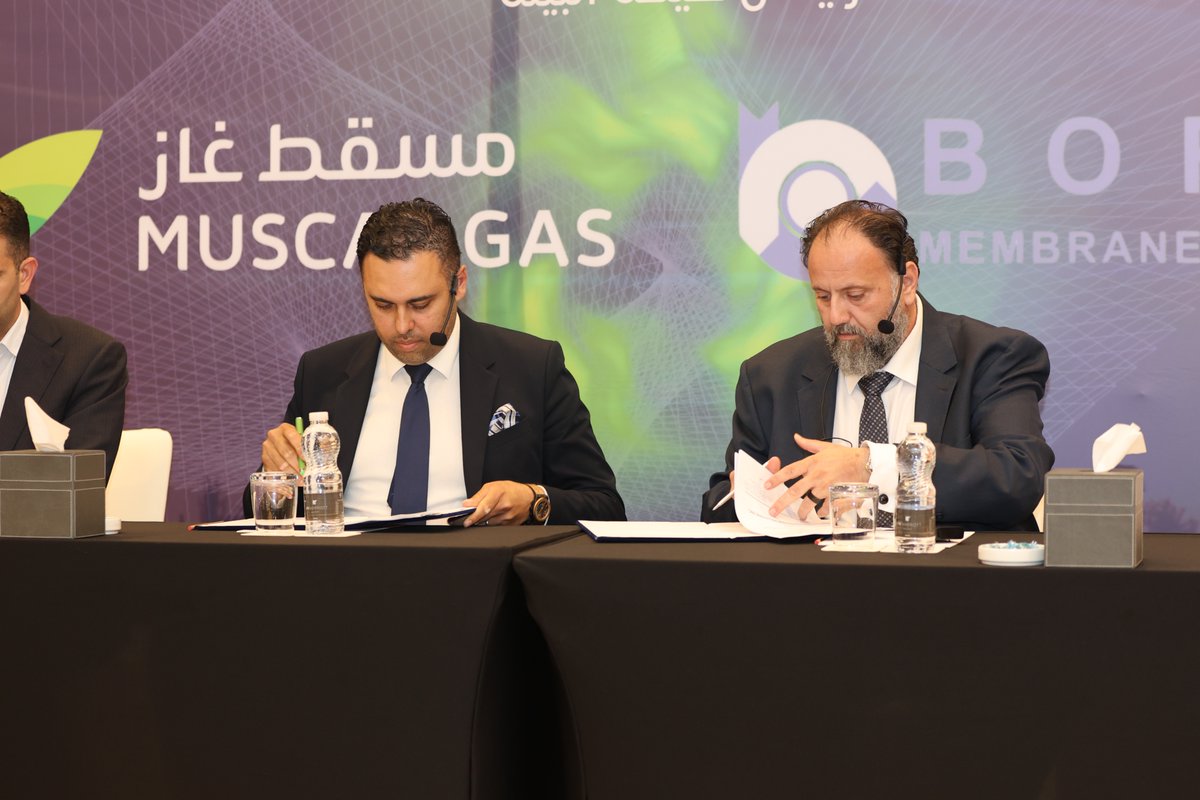 MuscatGas's tweet photo. وقعت شركة مسقط للغازات شركة مساهمة عمانية إتفاقية شراكة إستراتيجية مع شركة بورنا لحلول الطاقة – كندا والتي تعتبر الرائدة في تكنولوجيا خفض الإنبعاثات الكربونية منخفضة التكاليف والحاصلة على عدة براءات إختراع. #رؤيةعمان٢٠٤٠ https://t.co/LhwYjEnczw