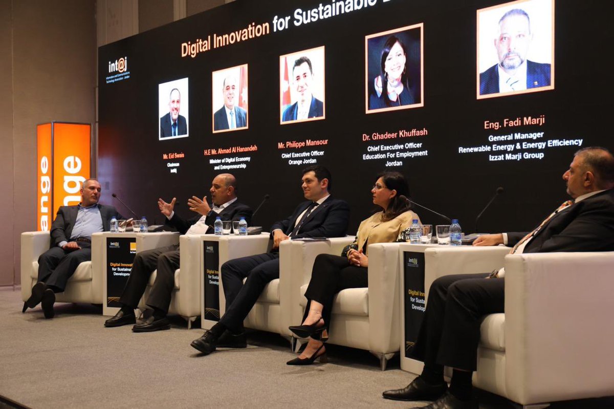 Happy to exchange thoughts on how digital innovation supports sustainability across different sectors and the power of partnerships ! @orangeJO <a href="/ahmadalhanandeh/">Ahmad Hanandeh</a> <a href="/intajICTJO/">ICT Association JO</a> <a href="/GhadeerKhuffash/">Ghadeer Khuffash</a> <a href="/FadiMarji/">Fadi Marji</a>