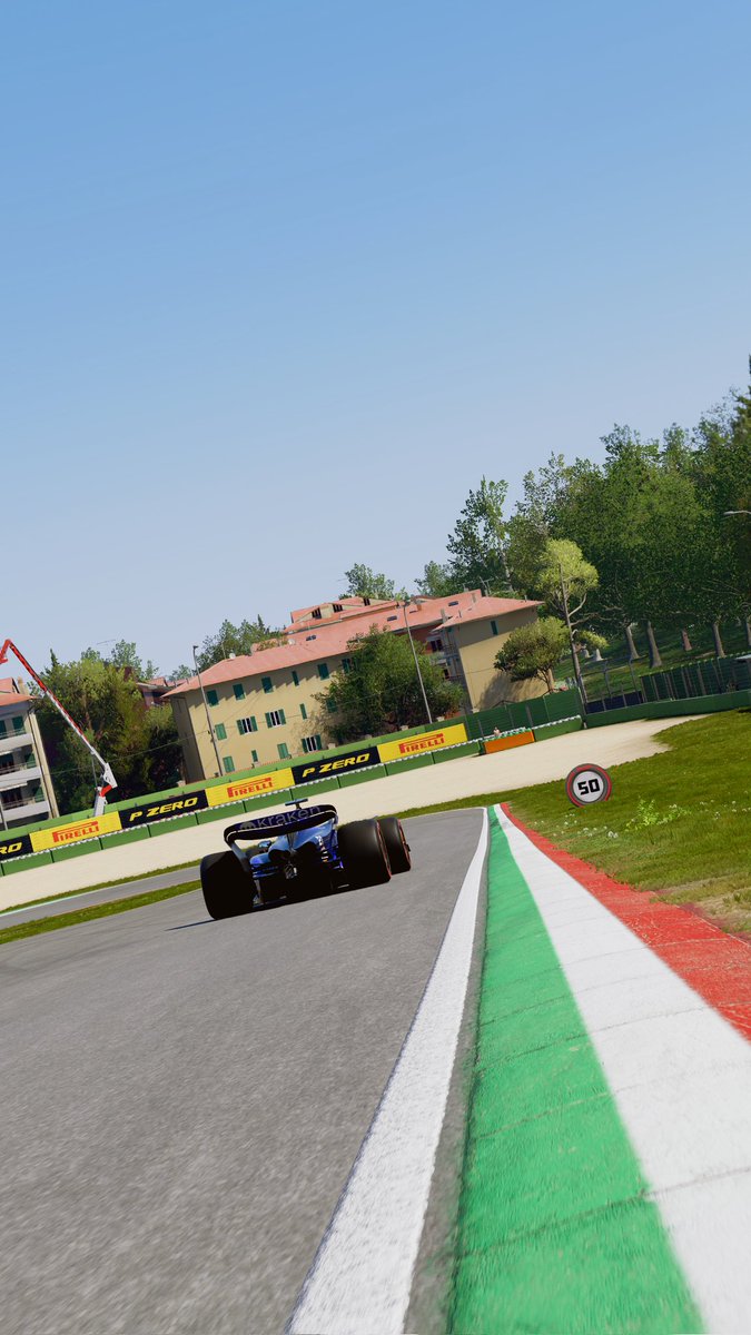 Ready for the #ImolaGP 🇮🇹 Not long now until the @F1 weekend gets underway at Emilia-Romagna for our @WilliamsRacing team! ⏳ #WilliamsEsports #WeAreWilliams #F1 #Formula1