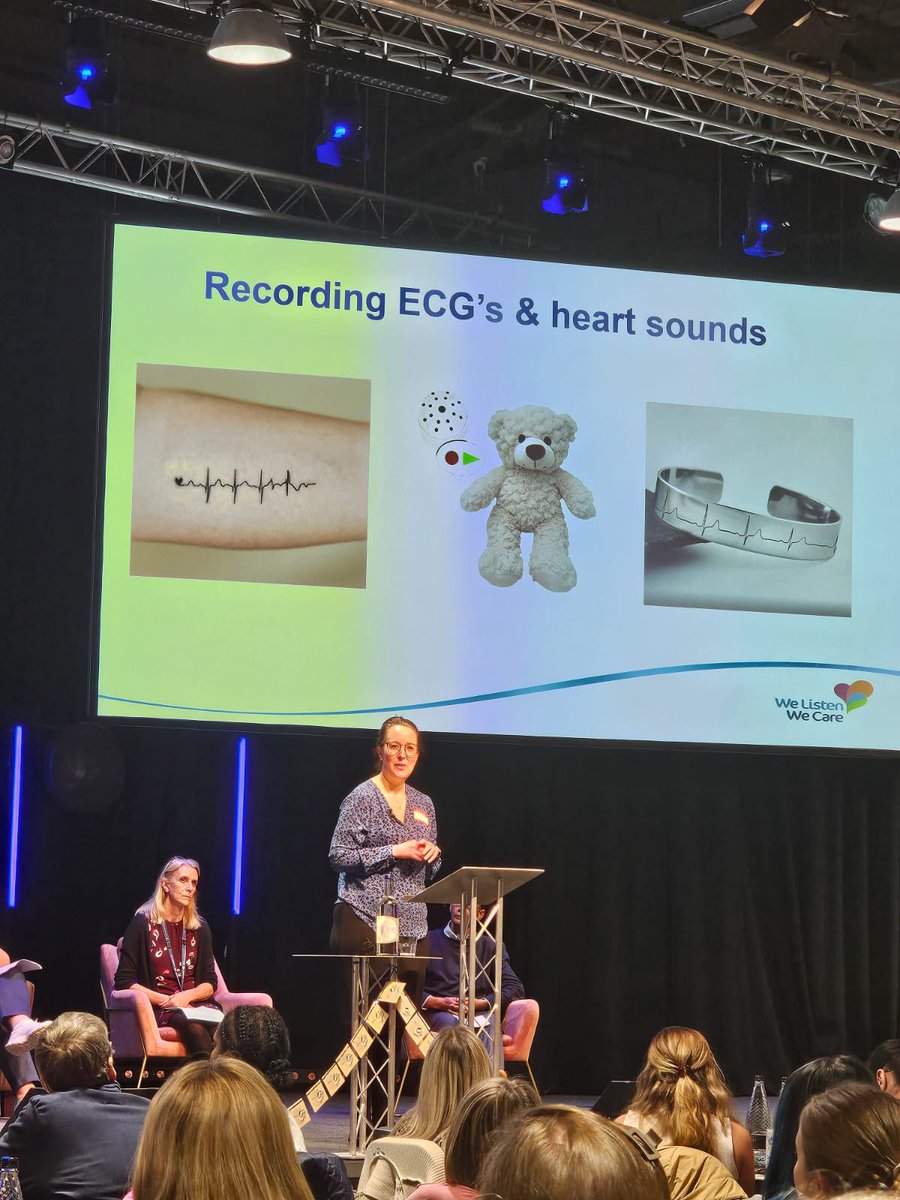 Here is our @bakewell_jenny & @HeatherAk31 presenting some of our work in Critical Care at the #DyingMatters conference with @NUHEOLC 🕯️🕊️
