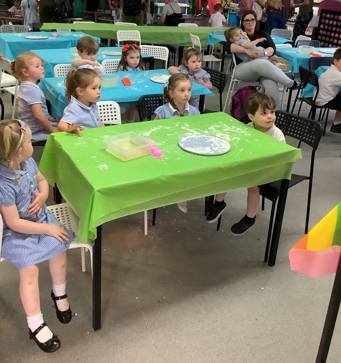 Bright Stars had a lovely time at <a href="/imaginethatliv/">Imaginethatliverpool</a> the children really enjoyed making bath bombs, slime and magnets. Thank you for having us and thank you to <a href="/Peoplesbus/">Peoplesbus</a> for taking us /bringing us back safely. 😁🚌
