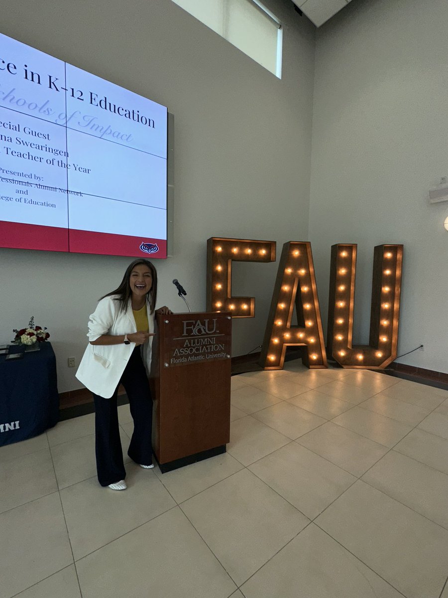 A special night at our Alumni Excellence in K-12 Education event for our Education Professionals Network, in collaboration with the College of Education! Thank you to Florida’s Teacher of the Year Adrianna Swearingen and to the Florida Atlantic Bookstore for supplying merch!