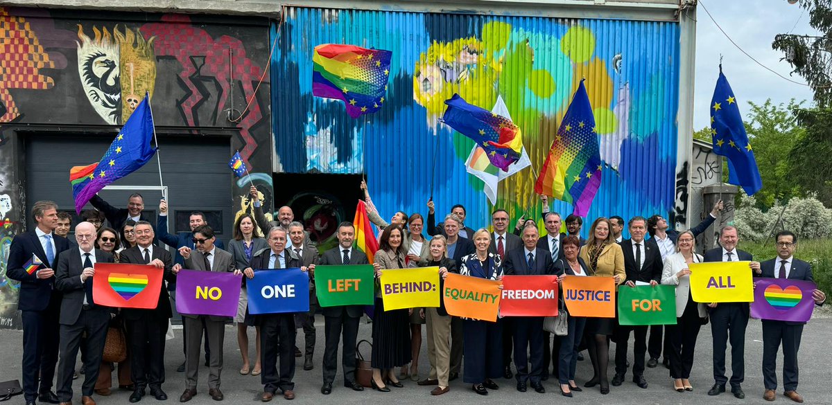 No one left behind: equality, freedom and justice for all.
🏳️‍🌈On #IDAHOT2024, our #TeamEurope in Geneva has a clear message: We #StandUp4HumanRights for ALL! ❤️🧡💛💚💙💜
