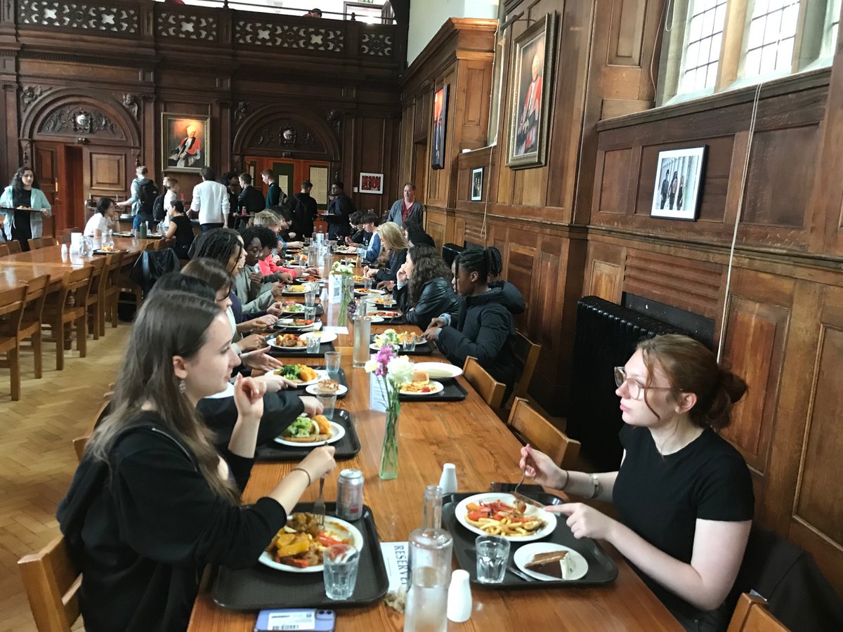 ChemistryLpgs's tweet photo. Despite having lived here for 3 years Miss Parry was particularly excited to enjoy lunch in hall @Selwyn1882 ! @ImpactAca1 Medics Trip 2024 @LPGSBromley @LPSBNews @rw_school https://t.co/IKQzUyx3Vj