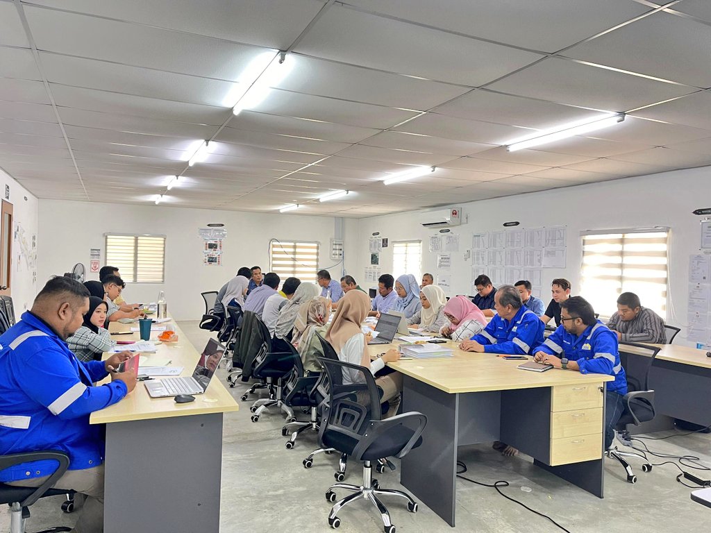 PasukanProjekTrg tweet media