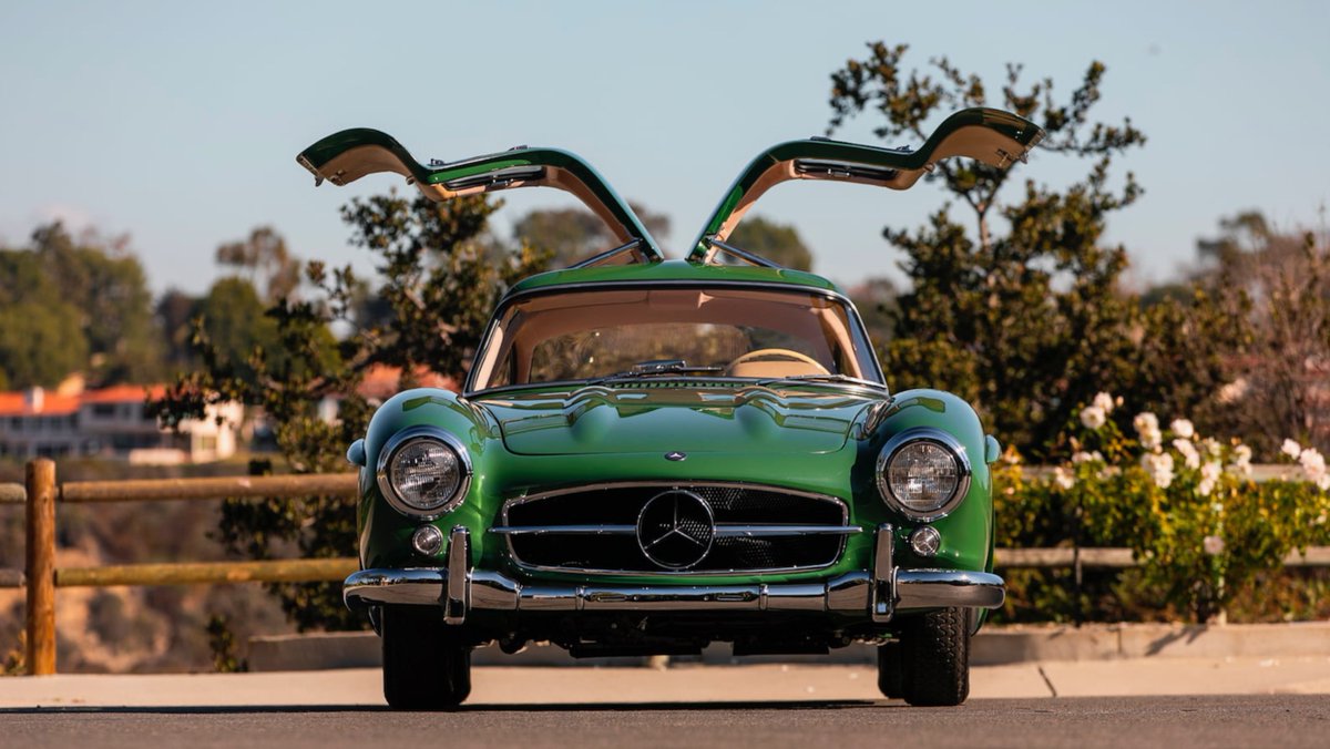 The Only Mittelgrün Mercedes 300SL Gullwing In The World Asking Almost R50 Million Between 1954 and 1957, a total of 1,400 300SL Gullwings were produced. Read more: zero2turbo.com/2024/05/the-on…