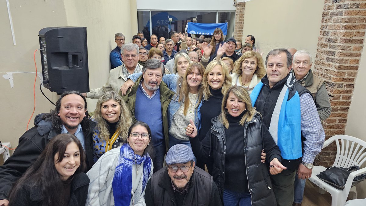 LAURA RAFFO VISITÓ EL LOCAL DE LA LISTA 71 DE SALTO laguardia.uy/laura-raffo-vi…