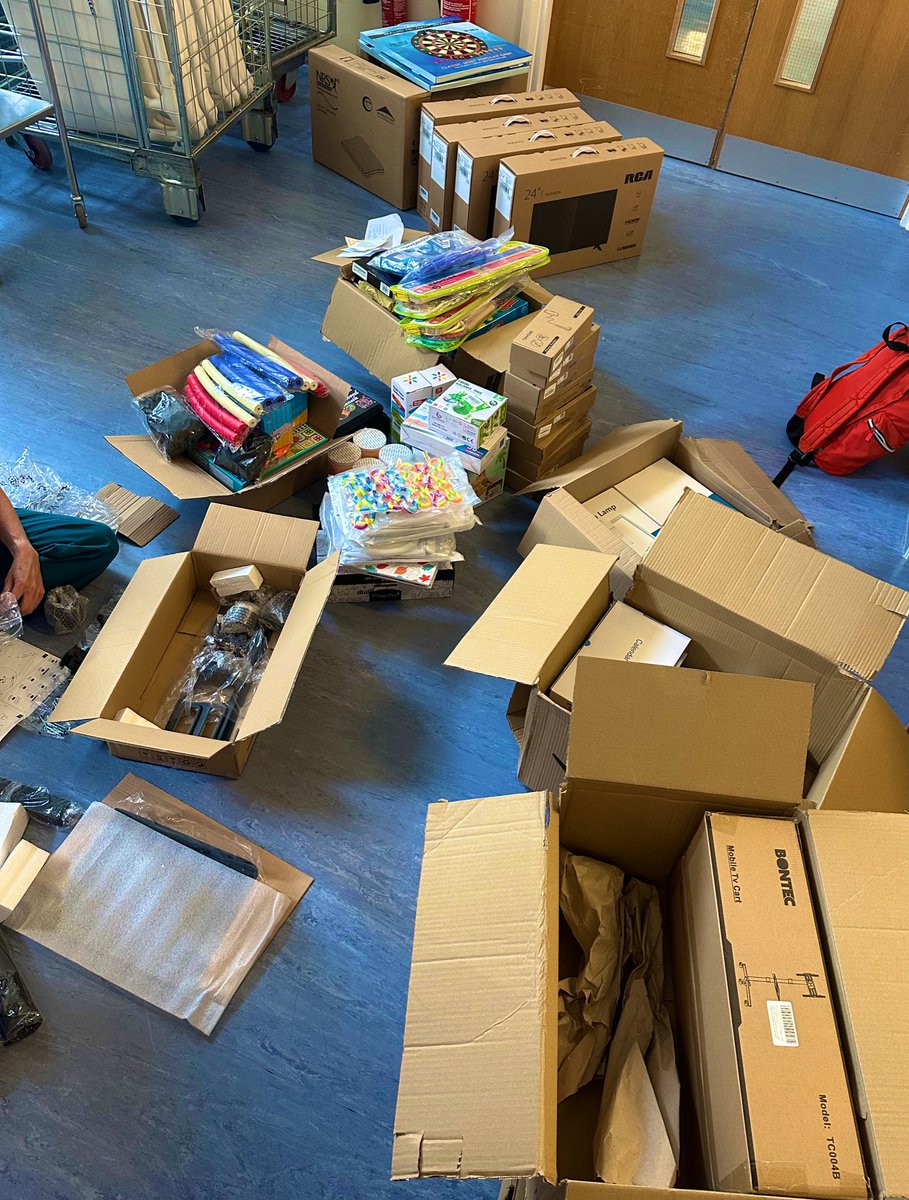 Sophie Whiles (@sophiewhilesot) on Twitter photo 🌟 Exciting day today 🌟 Critical Care Rehab trollies in the making! They will include a multitude of items to support personalisation of care and rehabilitation on our units! 🌟Soon to be rolled out 🌟 <a href="/SWBHnhs/">SWB NHS Trust</a> <a href="/Global_ICU_OTs/">Global Critical Care OT Network</a> <a href="/ICUsteps/">ICUsteps</a> <a href="/NHSBeeky/">Richard Beeken</a> <a href="/Pers_Care/">Personalised Care</a> <a href="/ftsuswb/">FTSU_SWBH</a> 🌟 Exciting day today 🌟 Critical Care Rehab trollies in the making! They will include a multitude of items to support personalisation of care and rehabilitation on our units! 🌟Soon to be rolled out 🌟 <a href="/SWBHnhs/">SWB NHS Trust</a> <a href="/Global_ICU_OTs/">Global Critical Care OT Network</a> <a href="/ICUsteps/">ICUsteps</a> <a href="/NHSBeeky/">Richard Beeken</a> <a href="/Pers_Care/">Personalised Care</a> <a href="/ftsuswb/">FTSU_SWBH</a>