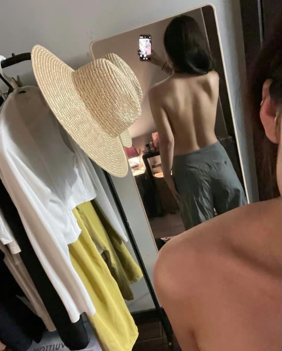 名駅は人多いから会えない可能性しかないから行きません!  #裏アカ男子と繋がりたい  #裏アカ女子  #彼氏募集中  #ママ活