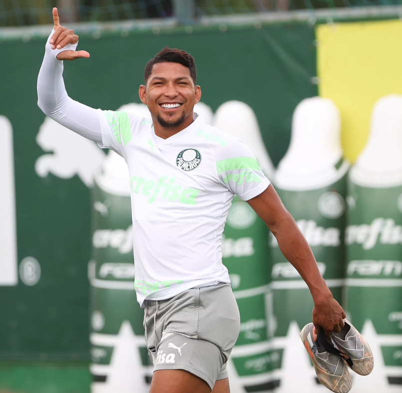 Palestra_News_'s tweet photo. 🚨 Cruzeiro tem interesse na contratação de Rony

A informação foi dada pelo jornalista @jorgenicola https://t.co/vj0JQib6wX