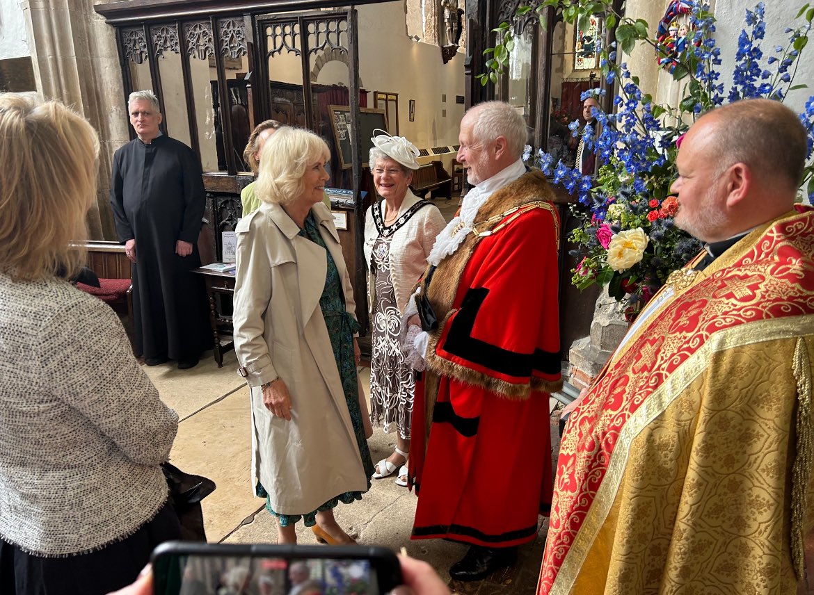 Royal Visit to Rye. Her Majesty the Queen meets our Mayor Andy Stuart