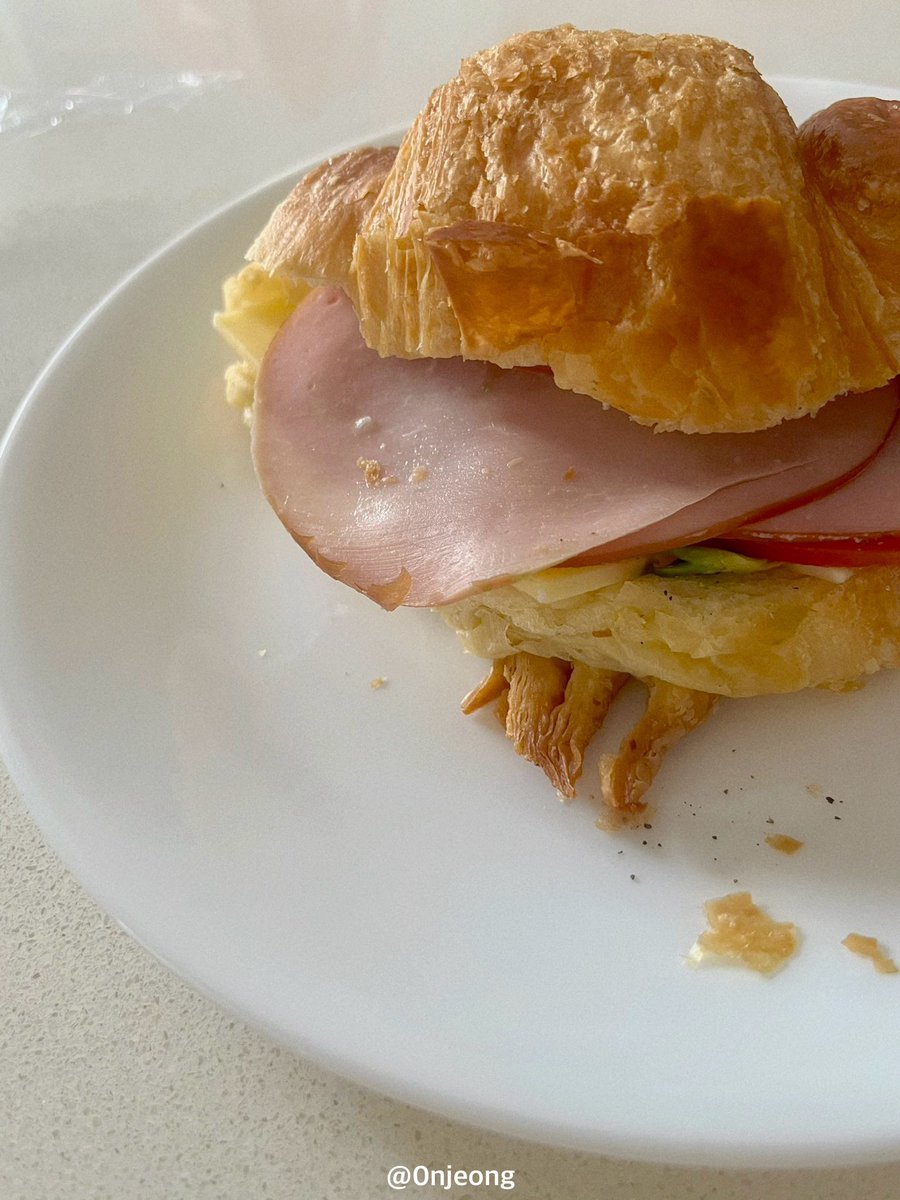 김온정 tweet media