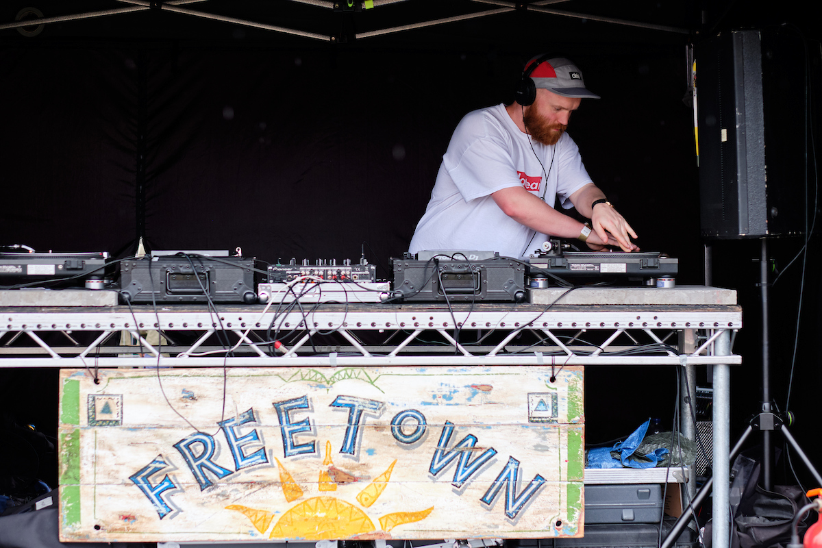 Eclectic lineup of DJs &amp; Selectors announced for Africa Oyé Festival 2024!

Two of the UK's biggest names in African, Caribbean &amp; Afrocentric sounds <a href="/djedu/">#AfroBoss</a> &amp; Seani B will play between the live acts on Oyé's Main Stage + loads more at Trenchtown &amp; Freetown tinyurl.com/4588zhys