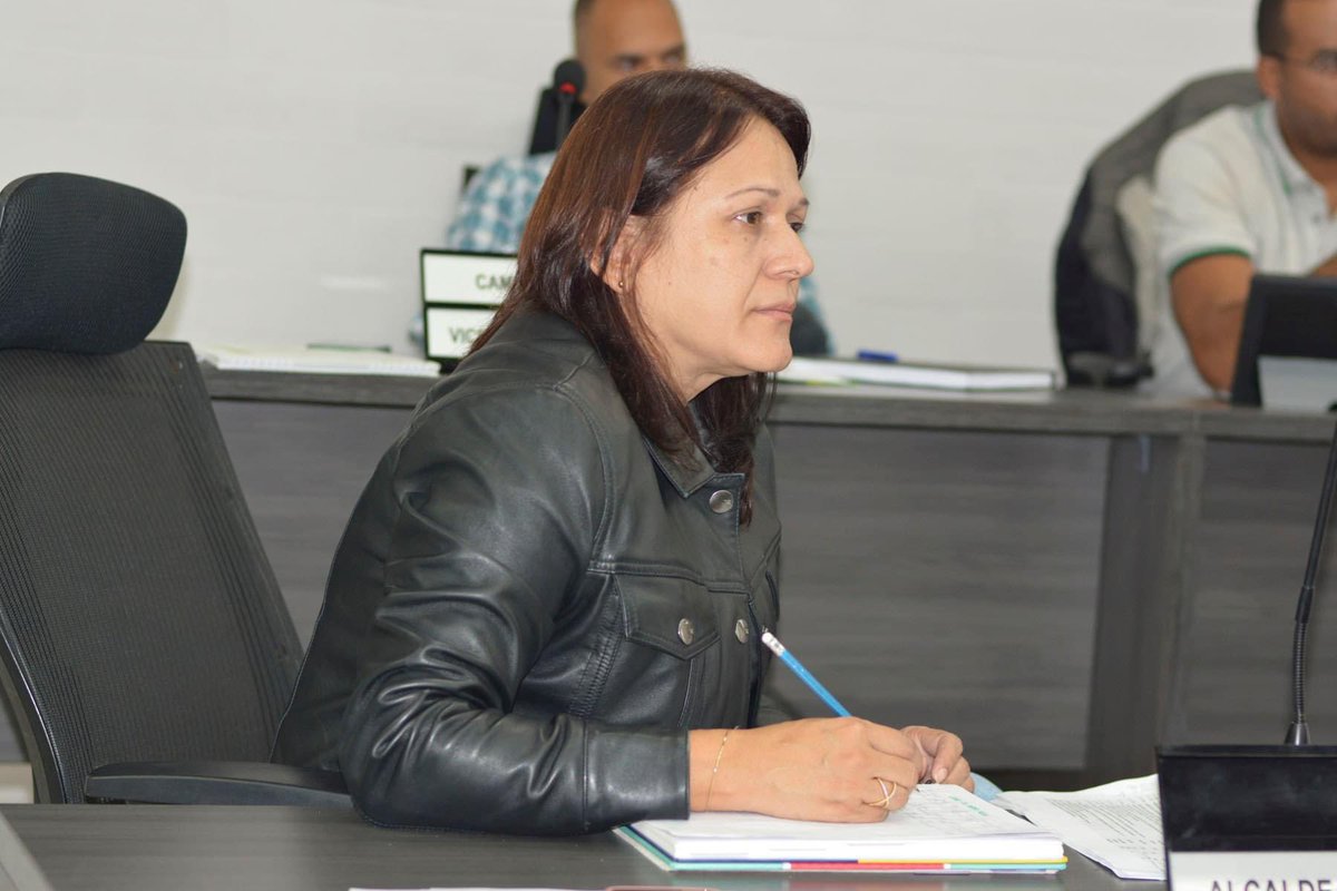 conlaestrella's tweet photo. Sesión extraordinaria N.06
Socialización del Proyecto de Acuerdo #003 por medio del cual se adopta el Plan de Desarrollo 2024-2027.
➡️ Indicadores de la Secretaría de Educación y Cultura. https://t.co/F7DBqWpa7L