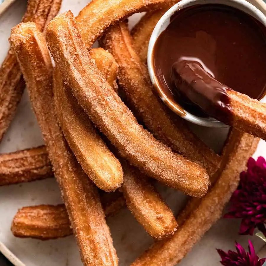 Beignets or Churros: pick one! ☝️