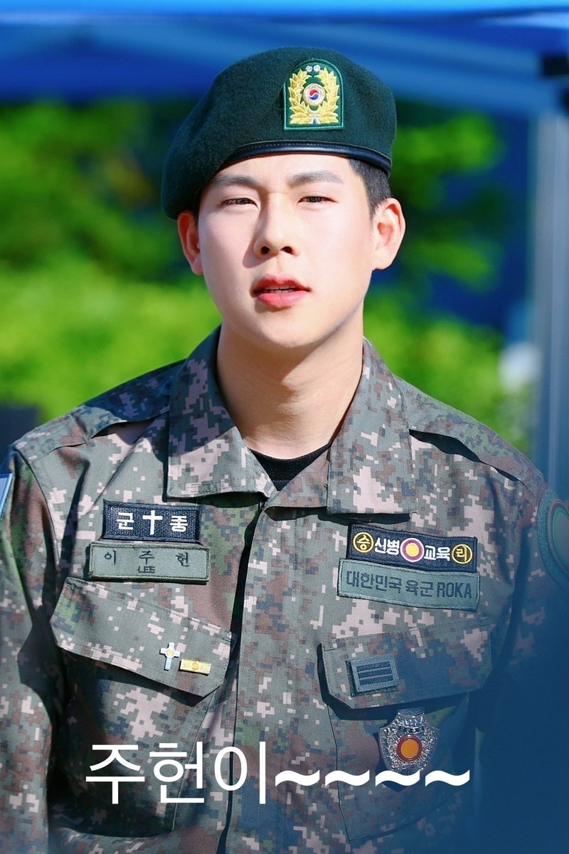 honeysdani's tweet image. Podemos hablar de lo guapo que es jooheon?