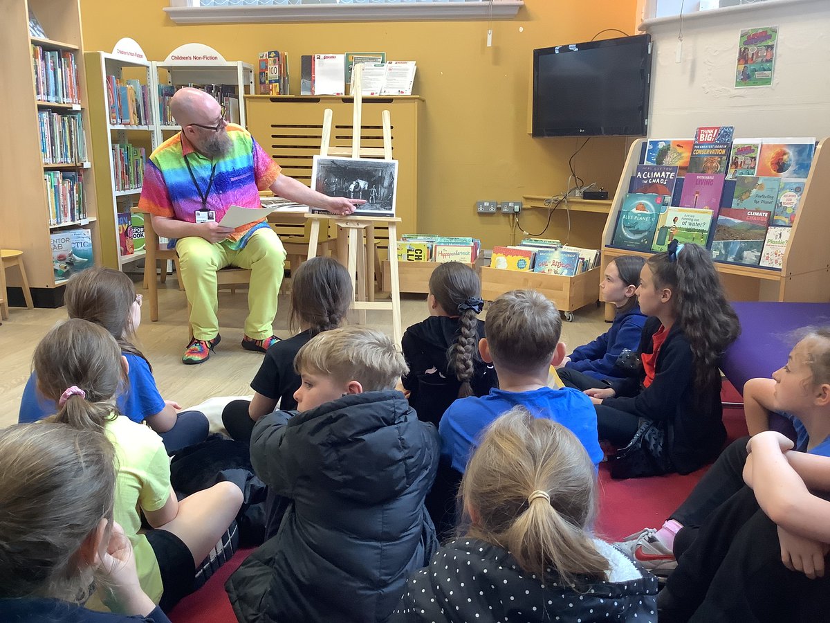 MrsRB_Thatto's tweet photo. We thoroughly enjoyed our trip to Thatto Heath Library today.  Thank you for the great talk about local history.  #ThattoHeathPrim_4RB  @STHLibraries https://t.co/J7VCw4PV11
