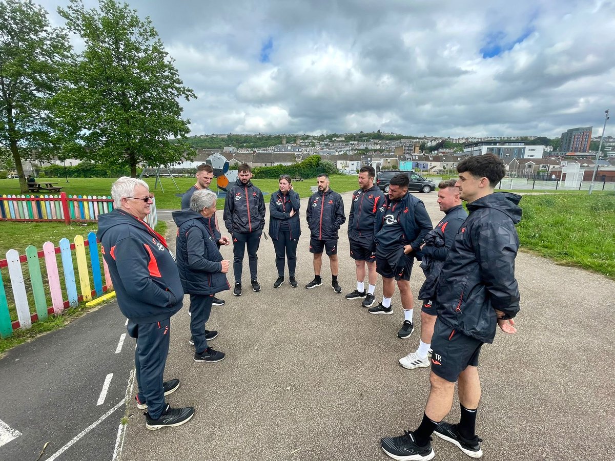 Some of our Academy staff recently visited where the Vetch Field once stood, learning about the club’s history from Tony Avo 🖤🤍