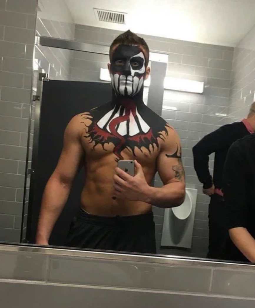 MJF wearing Finn Balor’s demon body paint 😭