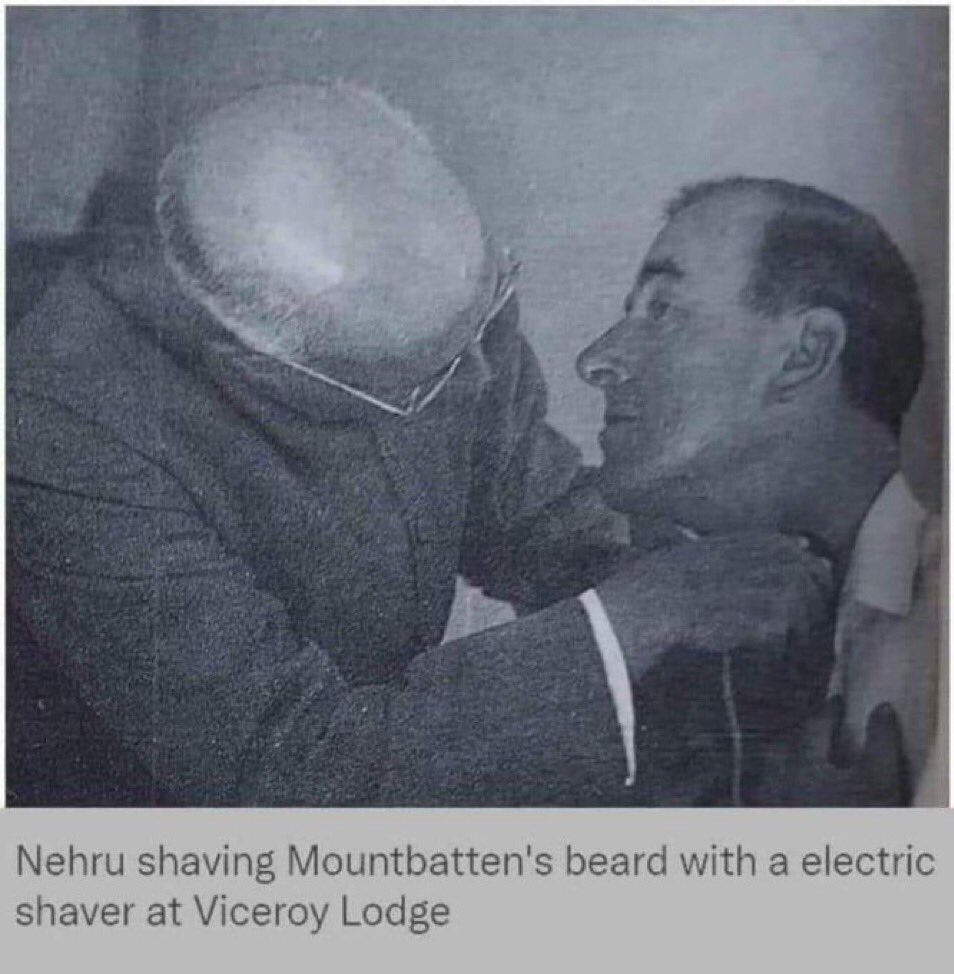 This is called AUKAT 😂

Nehru who is shaving Lord Mountbatten.