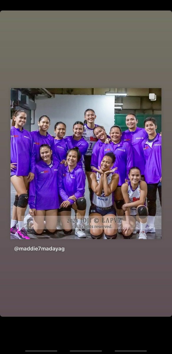 kinaya pala nila umabot ng ganto 13 players lang this confe muntikan pa mag 12 TYL ngayon kolang na imagine na gantong players lang ang meron ang cmft last szn pero nadala parin nila sa finals i can't still believe it apaka buti mo ama😇🍫💜