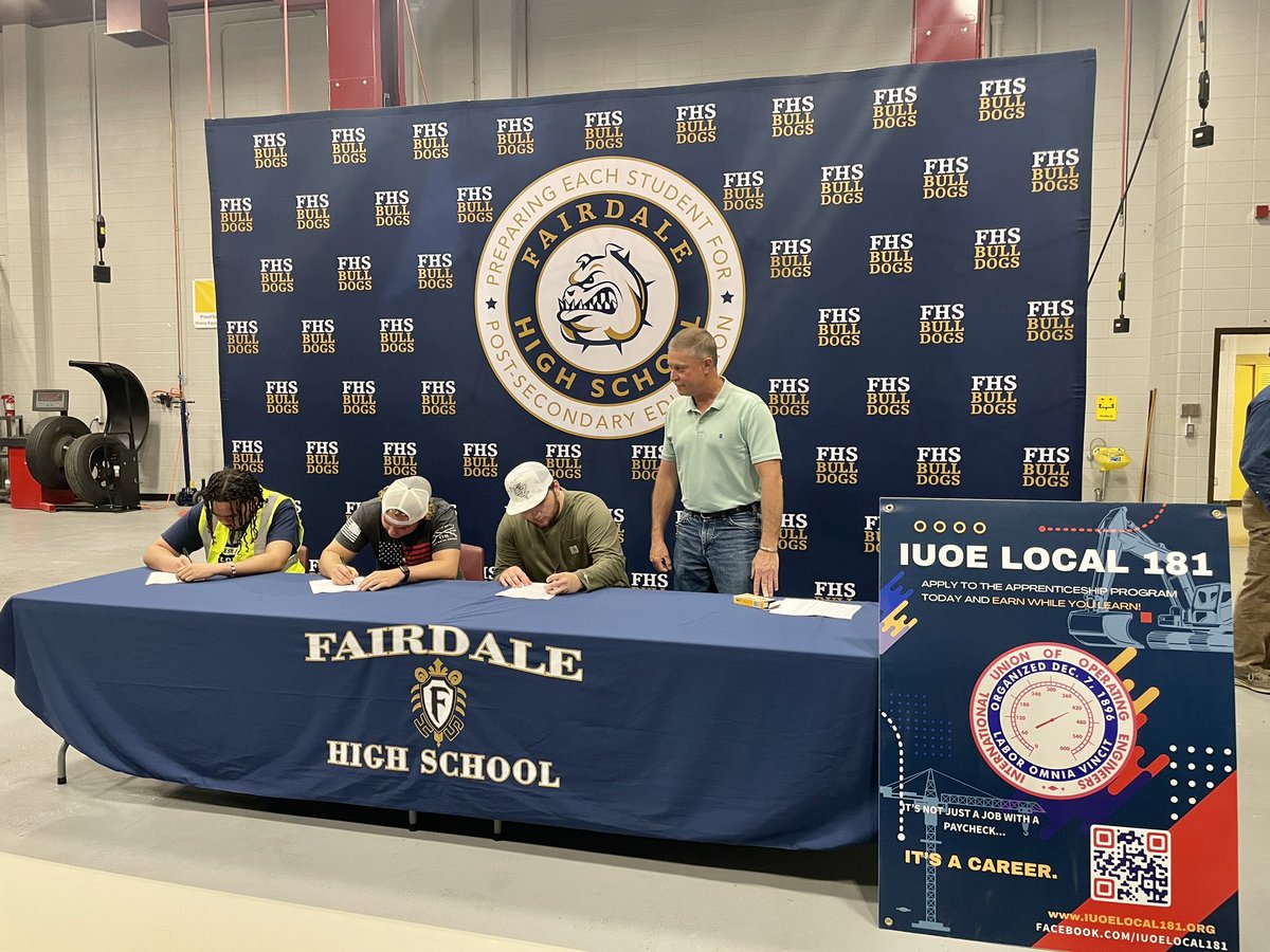 JCPS (@jcpsky) on Twitter photo 🚜 STUDENT SHOWCASE | Eight <a href="/FairdaleHigh/">Fairdale High School</a> seniors in the school’s diesel and heavy equipment career pathways signed letters of employment with local companies today at the Diesel and Heavy Equipment Showcase! Juniors also got a chance to demonstrate their skills! #WeAreJCPS 🚜 STUDENT SHOWCASE | Eight <a href="/FairdaleHigh/">Fairdale High School</a> seniors in the school’s diesel and heavy equipment career pathways signed letters of employment with local companies today at the Diesel and Heavy Equipment Showcase! Juniors also got a chance to demonstrate their skills! #WeAreJCPS