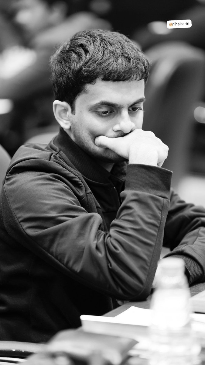 NihalSarinNews's tweet image. #SharjahMasters Round 3
3 draws for Nihal!
The game between Nihal Sarin and the Austrian Grandmaster, Felix Blohberger, ended in a draw without much confrontation.