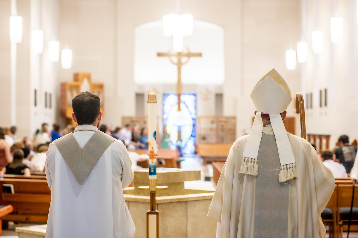 Join us this Friday at 4:30 p.m. in Christ the King Chapel for Commencement Mass as we celebrate our graduates and bless them as they move forward in their lives. bit.ly/3MxXtvB