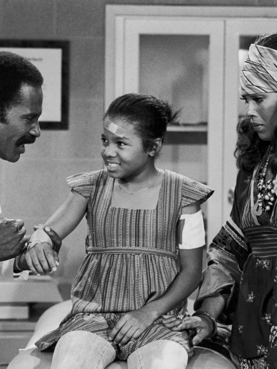 Happy Birthday to the beautiful @JanetJackson! 🎈 We're taking it back to where she got her start as Penny Gordon, during our #GoodTimes: Best of Penny Marathon, this Saturday at 12p/11c.