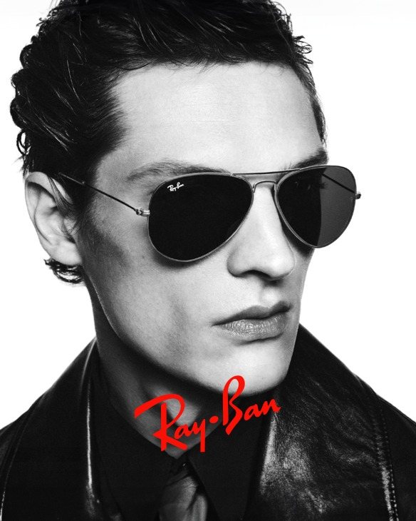 Styling up your look has never been easier! Stop by @VisionExpress to check out the latest collection of the legendary #RayBann sunglasses. Time for a refreshing change! 🕶
#rotherham #iconic
