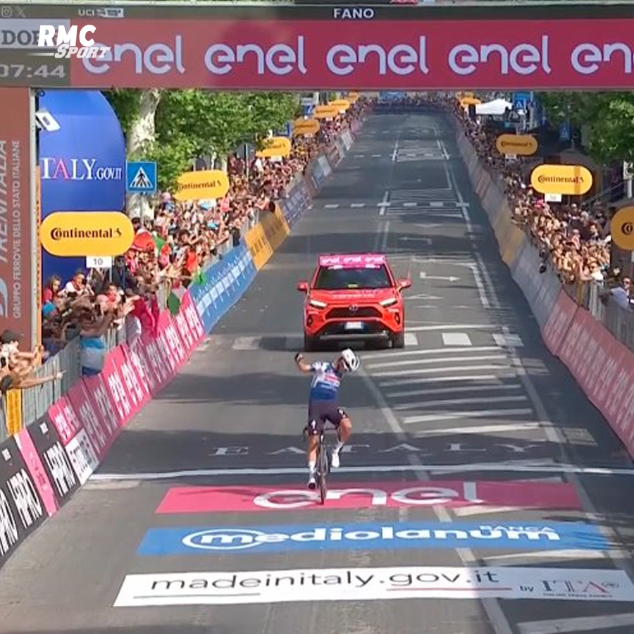 🤩 🇫🇷 IMMEEEEENSE JULIAN ALAPHILIPPE ! 

🙌 Le Français s'impose en patron sur cette 12e étape du Giro !! La 3e victoire française depuis le début du Tour d'Italie ! Quel retour fantastique après plusieurs années de doute pour lui.

rmcsport.bfmtv.com/cyclisme/tour-…