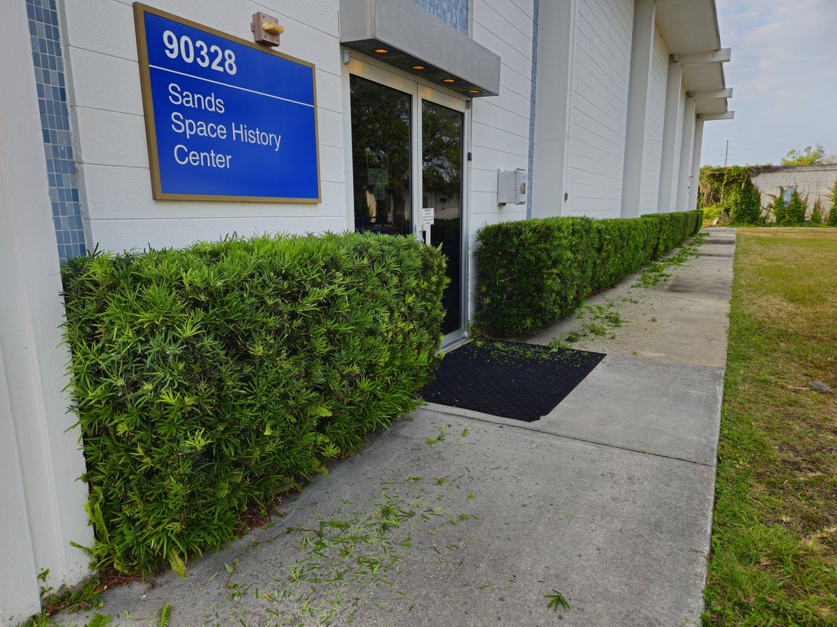 Rupert the Space Armadillo helped trim the hedges outside the Sands Space History Center this morning. They look so nice now! Lawrence Durrell once wrote 'We are the children of our landscape.'

#museums #space #capecanaveral #spacecoast #FollowRupert #LoveFL @ccspacemuseum