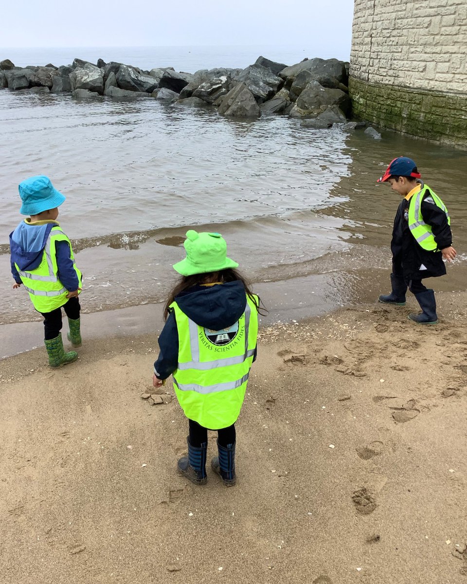 𝗖𝗢𝗔𝗦𝗧𝗔𝗟 𝗦𝗖𝗛𝗢𝗢𝗟: Summer at Rydal Penrhos marks the return of Coastal School! Complementing the school’s highly successful Forest School, Coastal School enables learning in an outdoor coastal environment just a few hundred meters from our front gates. #RPInspires