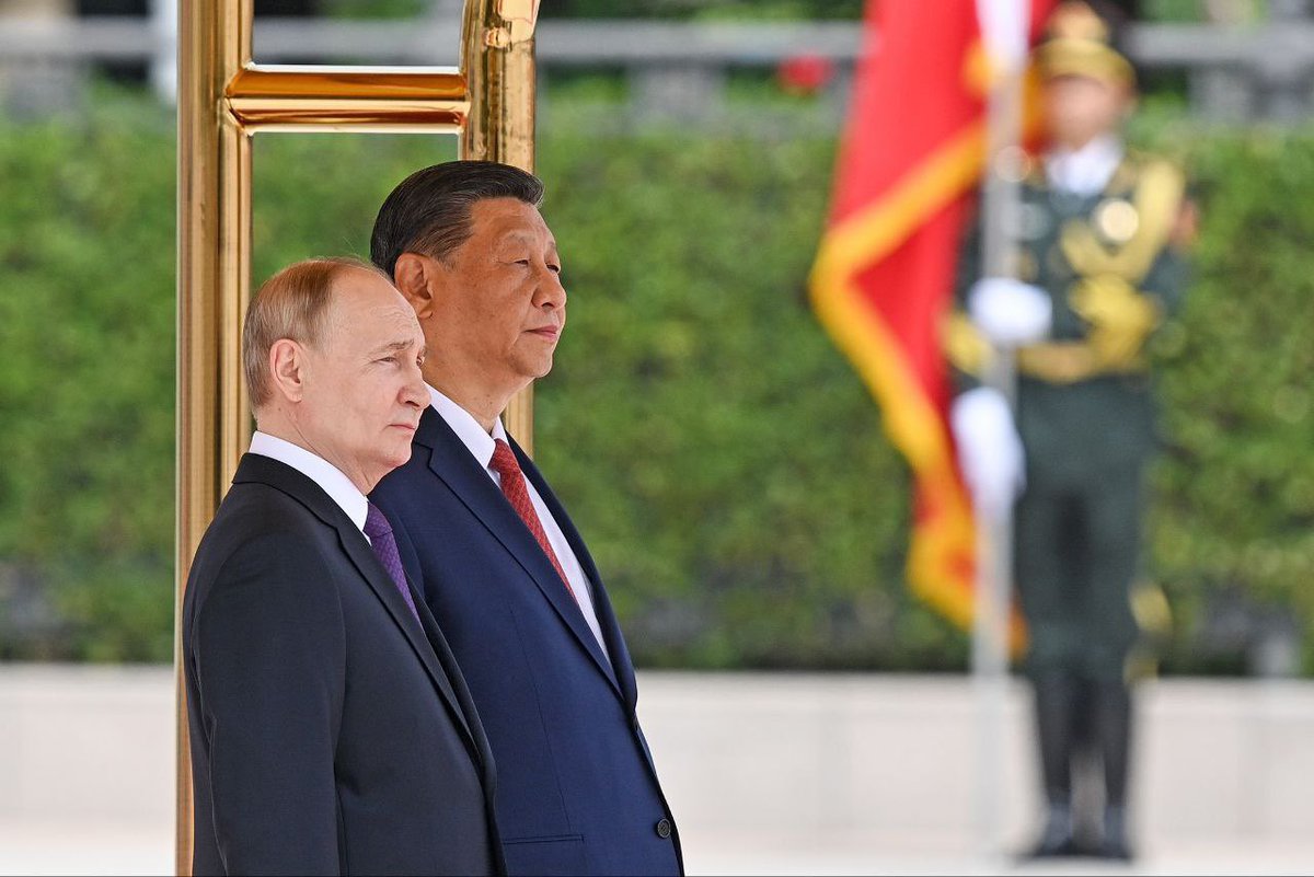 The US State Department believes that China cannot continue to support Russia if it wants to develop relations with the West, Newsweek “This is the position of not only the United States, but also NATO and the G7.” They still don’t get it , do they? 😂😂😂