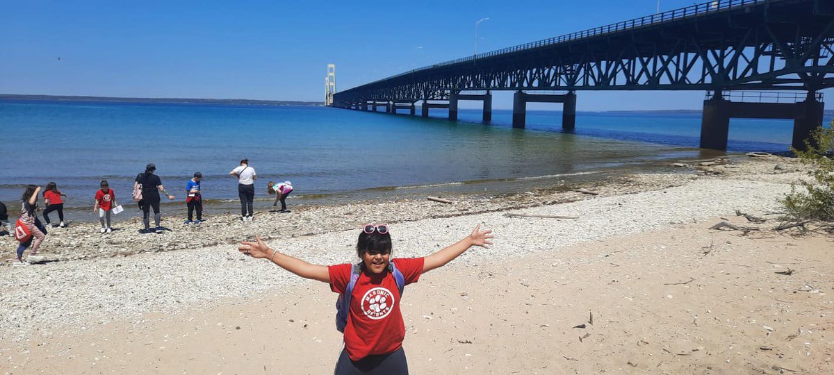 During their 4th grade field trip to Mackinaw, students were able to tour Fort Michillmackinic, experience the Historic Mill Creek, board Shepler's Ferry, have dinner at Mission Point, and complete downtown activities: facebook.com/myLSPS/posts/p…. #myLSPS